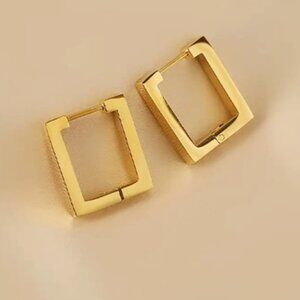 Gold Plated Stainless Steel Square Hoops - New - Clickerback closure